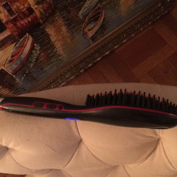 Ceramic Hair Straightener Brush - Picture 5 of 8